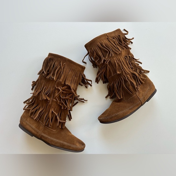 Minnetonka 3 layer fringe Bohemian Boho Leather Suede Boots Size 10 - Picture 2 of 11